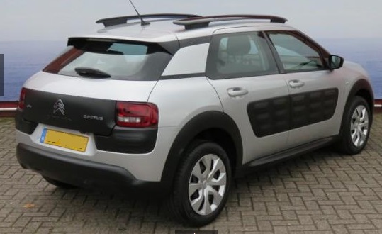 Left hand drive CITROEN C4 CACTUS 1.2 PURETECH 82 BUSINESS